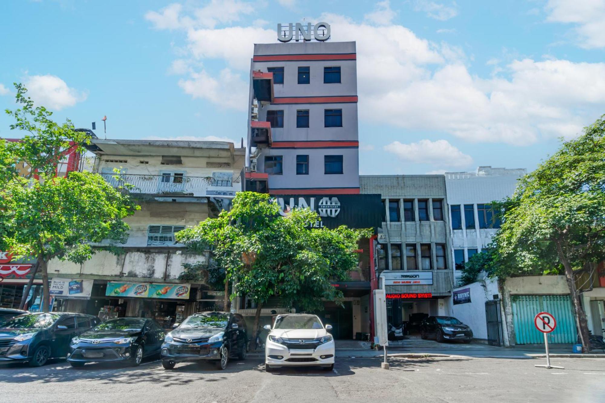 Hotel O Genteng Near Genteng Market Formerly Uno Hotel Surabaja Zewnętrze zdjęcie